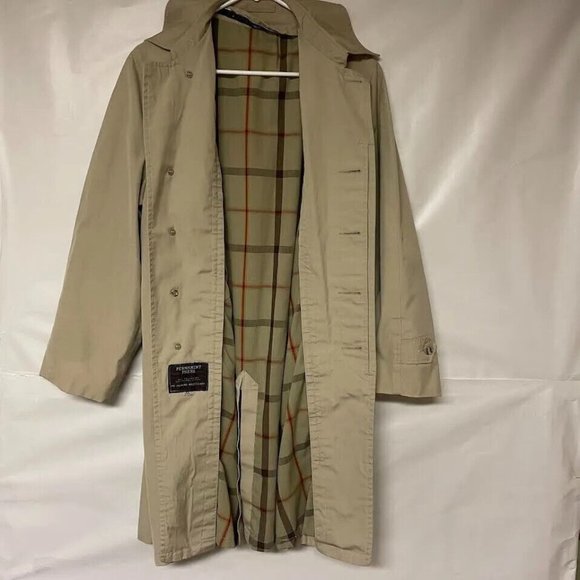 Permanent Press Trench Coat Beige men Size 38 Short No Ironing Necessary - Picture 2 of 12